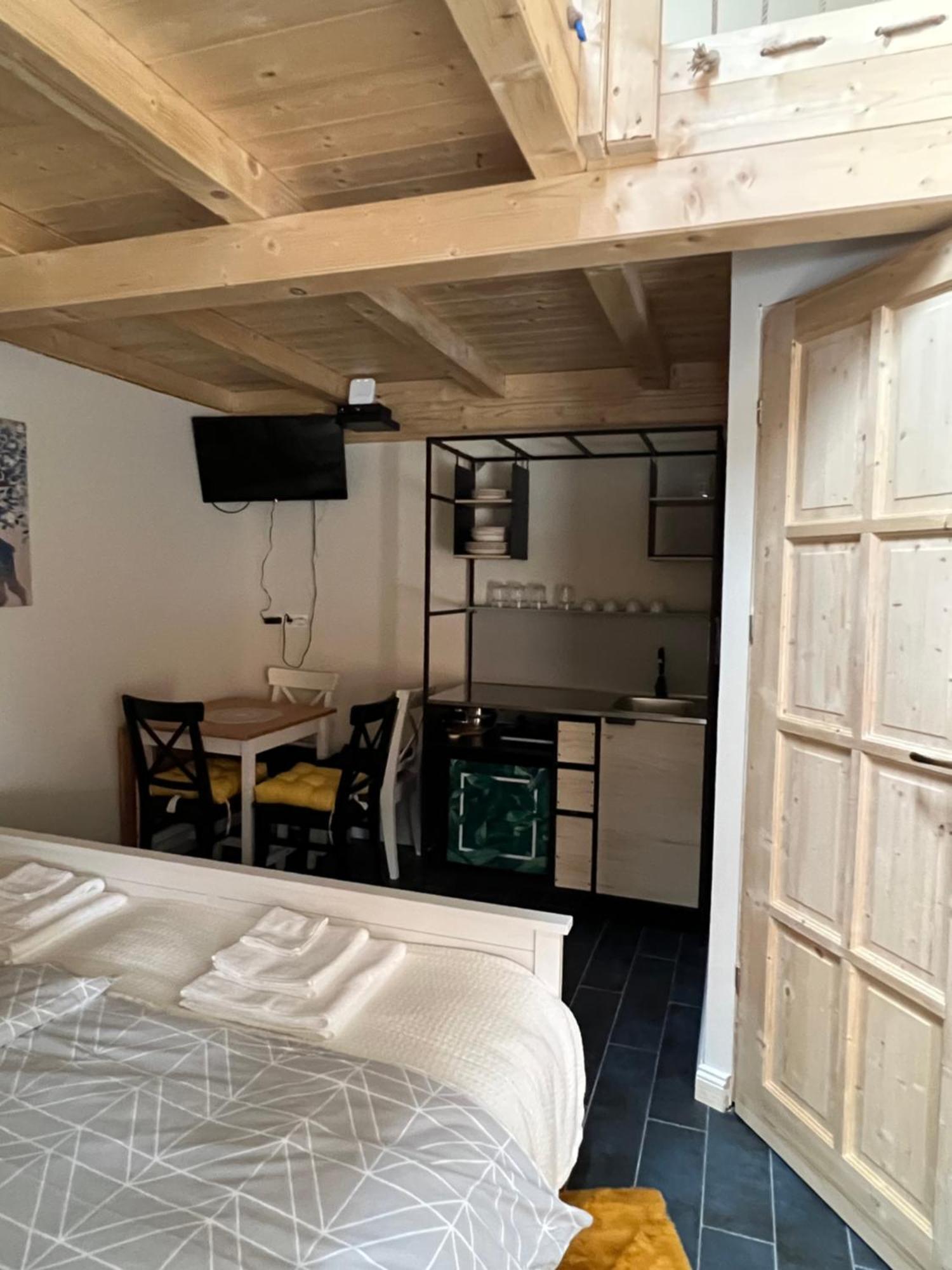 M3 Mád Apartamento Exterior foto